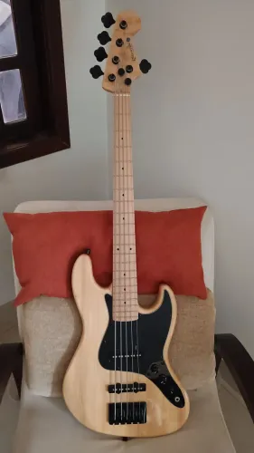 Baixo Jazz Bass RB5 novo Rhinwedd