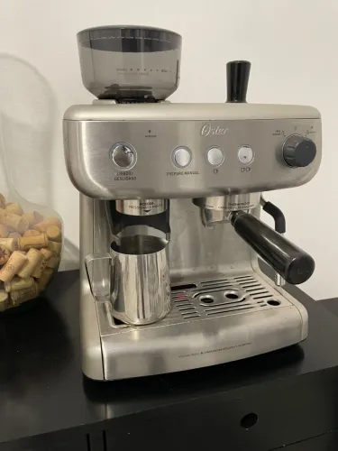 Cafeteira Espresso Oster Xpert Perfect Brew - 220v