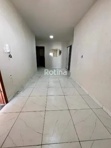 Casa para alugar, 3 quartos, Granada - Uberlândia/MG - Rotina Imobiliária