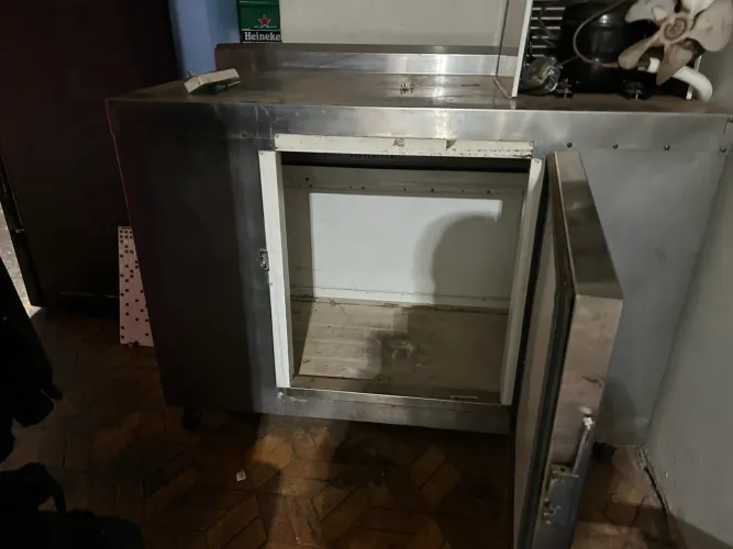 Balcão Refrigerado em Inox - Ótima Oportunidade -