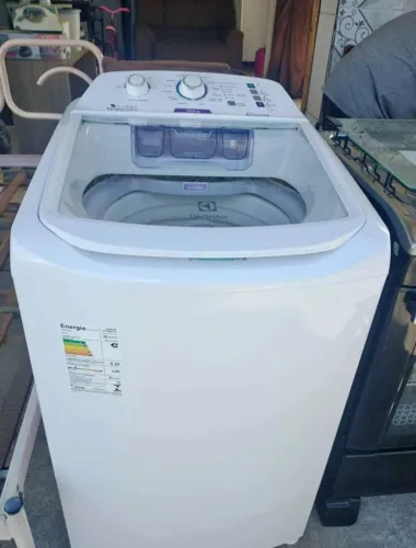 Máquina de lavar Electrolux 10.5kg faço entrega