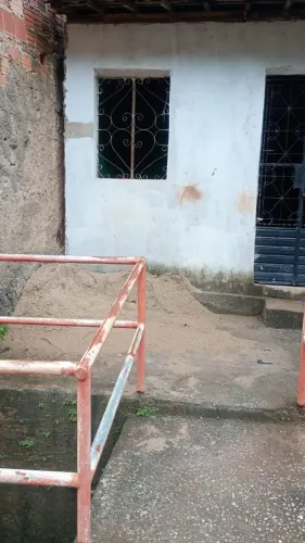 Vendo está casa.
