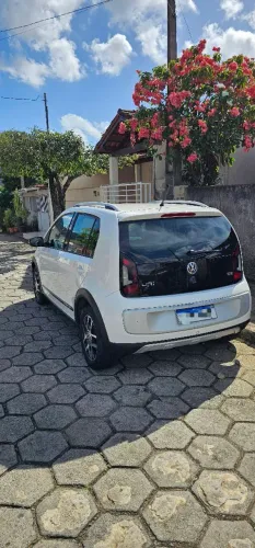 Volkswagen Up! Cross 1.0 TSI Total Flex 12V 5P 2016
