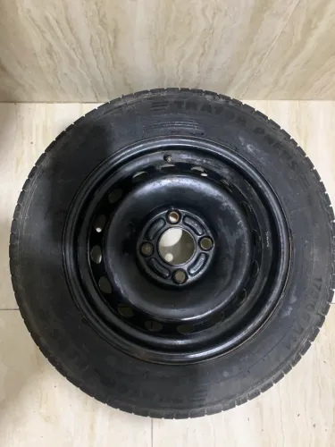 Aro 14 de ferro com pneu novo era step nunca foi usado 