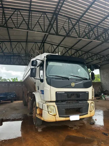 Volvo Vm 270 Bitruck