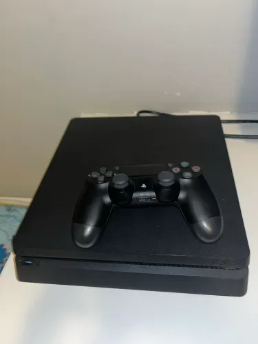 PS4 slim