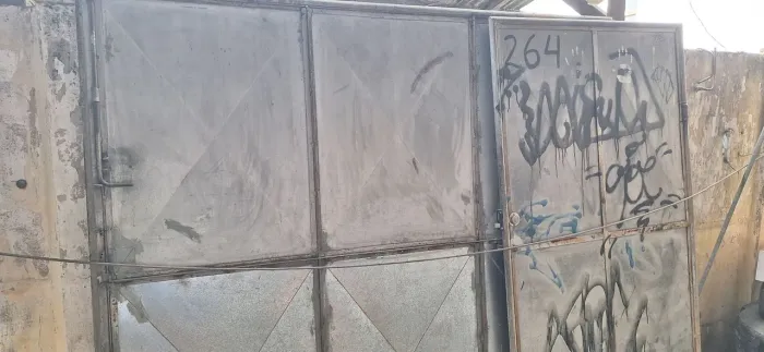 Portão de garagem + social 