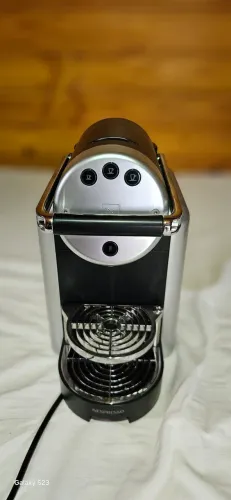 Cafeteira Nespresso Pró