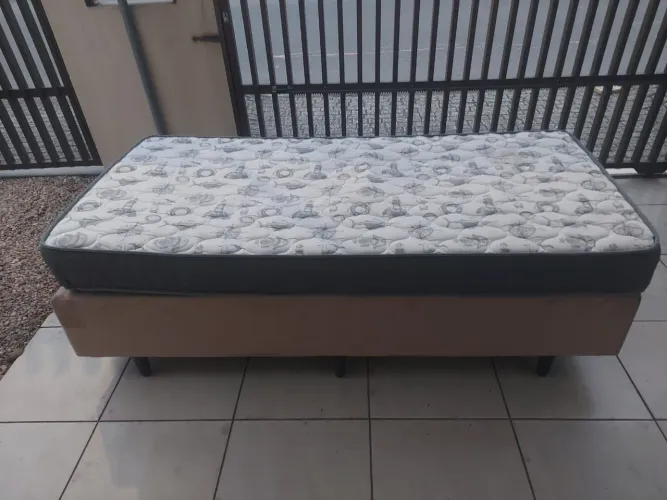 base de cama de solteiro e colchao ortopedico