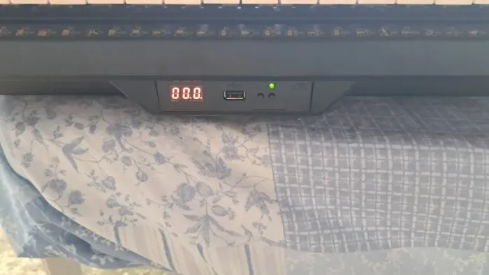 teclado yamaha psr 730 com defeito leia