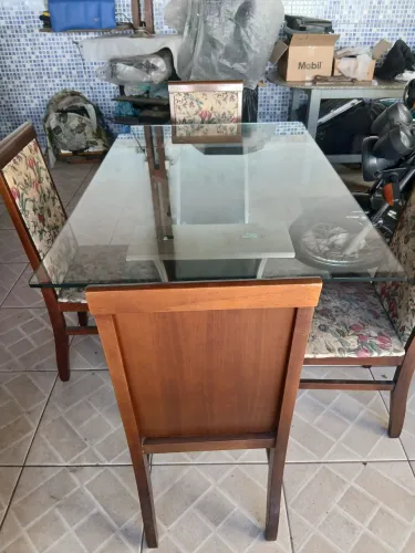 Mesa de vidro 4 cadeiras