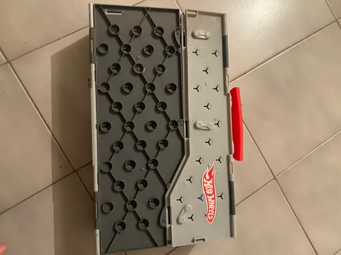 Maleta hot wheels + lava rápido + pista snake