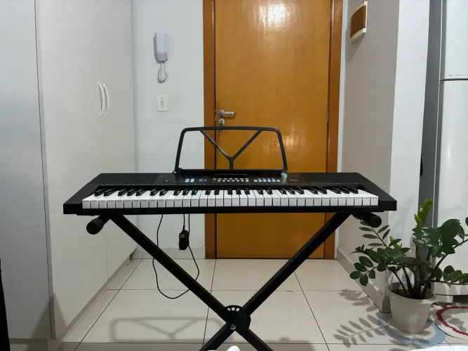 Teclado Musical Profissional 61 Teclas + suporte