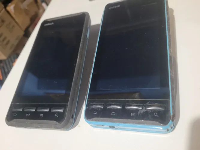 2 celular unitech pa700 sem bateria sem teste no estado telas sem trincas
