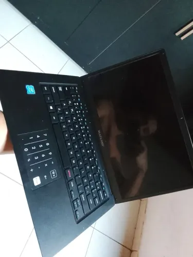 Notebook com defeito 