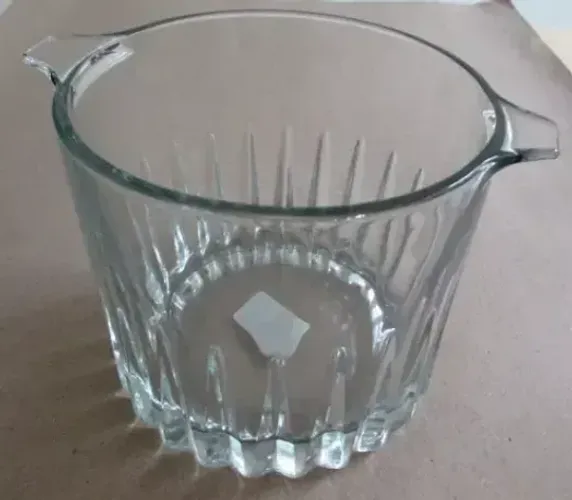 Vendo balde de gelo novo de vidro 
