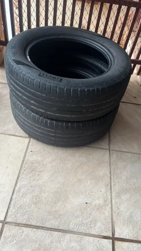Par de pneus pirelli meia vida