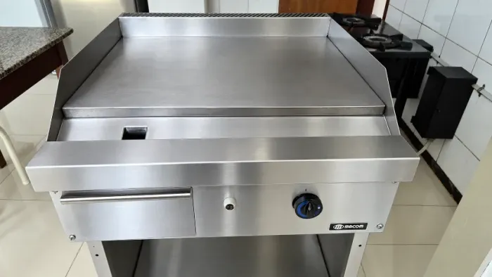 Chapa Industrial Macom CH72C-G 700HP 4 Queimadores GLP