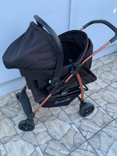 CARRINHO DE BEBÊ + BEBÊ CONFORTO