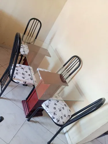mesa com tampo de vidro faço entrega imediata 