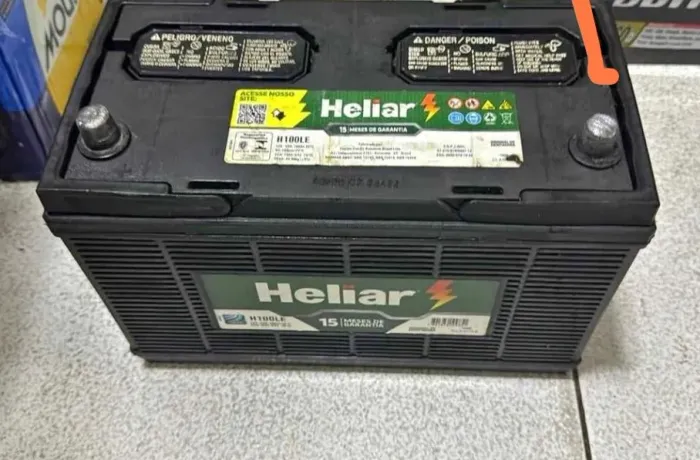 Vendo 2 baterias de 100 amperes por R$ 600