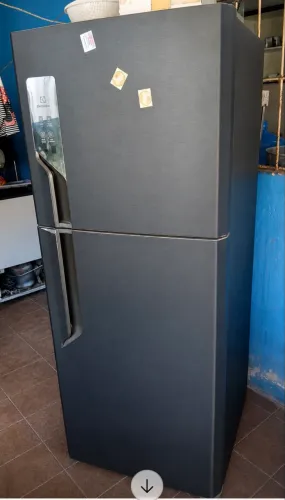 Vendo geladeira 