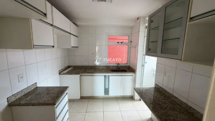 Apartamento residencial com 3 quartos e 3 suítes para alugar em São Benedito, Uberaba