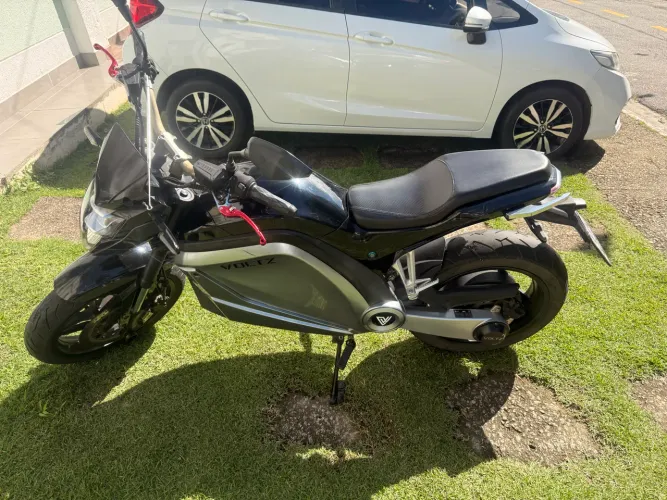 Volta EVS Black