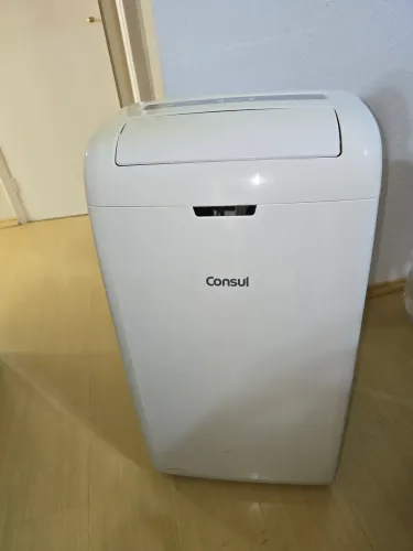 Ar condicionado Consul, portátil, 12.000 Btus, sem controle remoto, 127 volts.