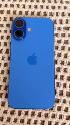 iPhone 16 128GB