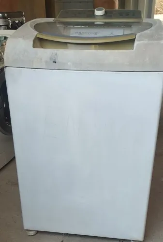 Máquina de lavar comum