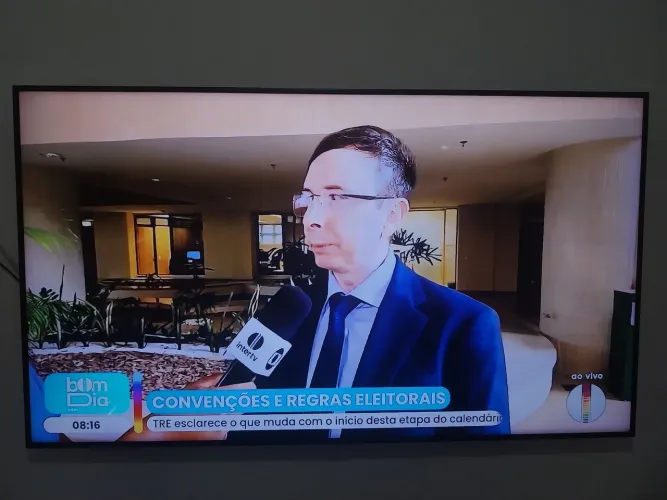 TV 65 polegadas