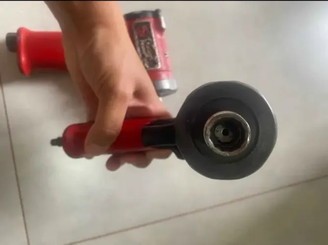 Vendo uma pneumática