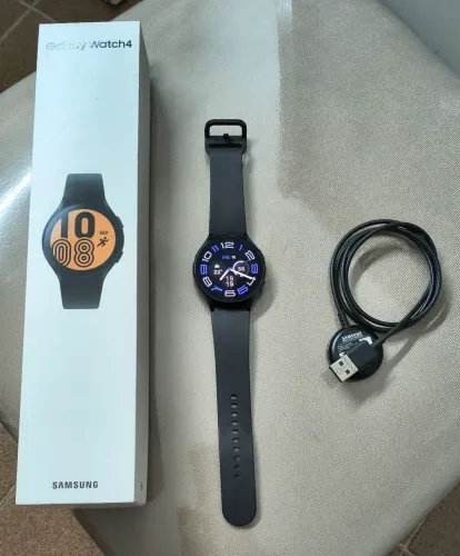 Galaxy Watch 4 Usado - Reiniciando