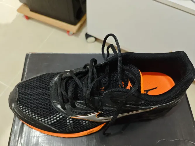 Tênis Mizuno Wave Frontier 10 tamanho 41