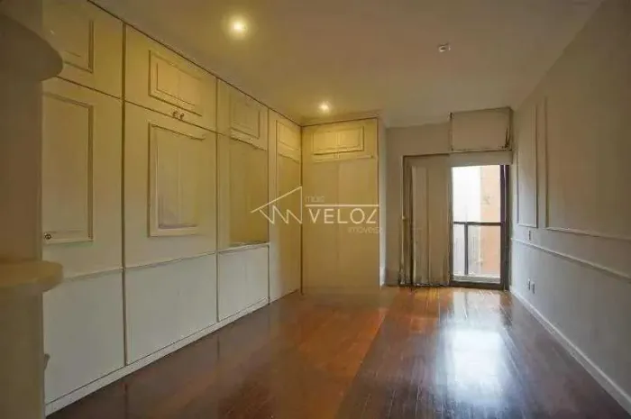 Apartamento : Duplex / Residencial / Lagoa