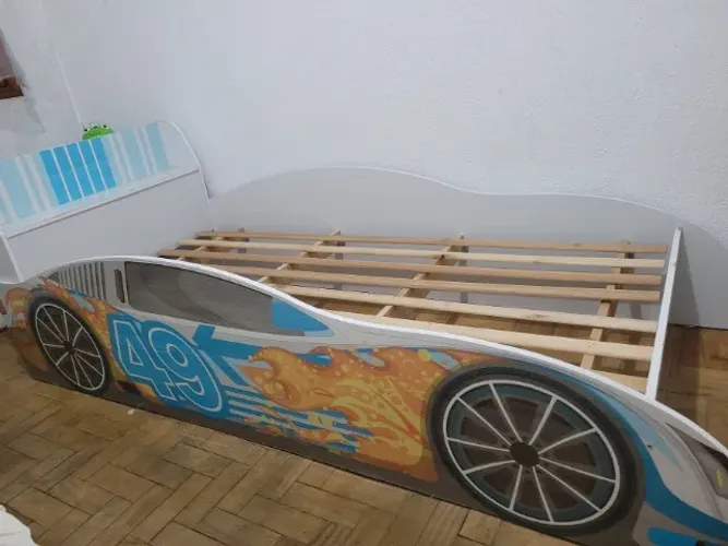 Cama infantil carrinho 