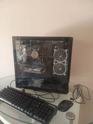 Pc gamer + Monitor + teclado