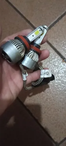 Lâmpada de led troco por lâmpada de led H4