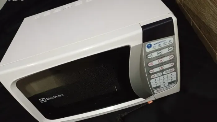 Microondas Electrolux 20 litros