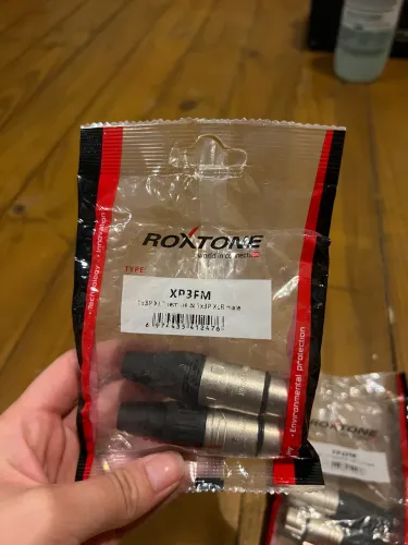 Kit 4 Conector Roxtone Xlr Linha Xp3fm 2 Macho + 2 Femea