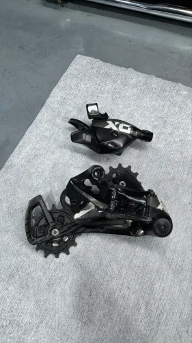 SRAM X01 Eagle 12v - Câmbio Traseiro + Passador Original