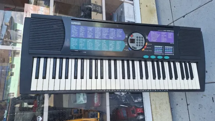 Teclado Arranjador Yamaha Psr 185 bom estado 449,00 teste na hora, somos loja no Hauer