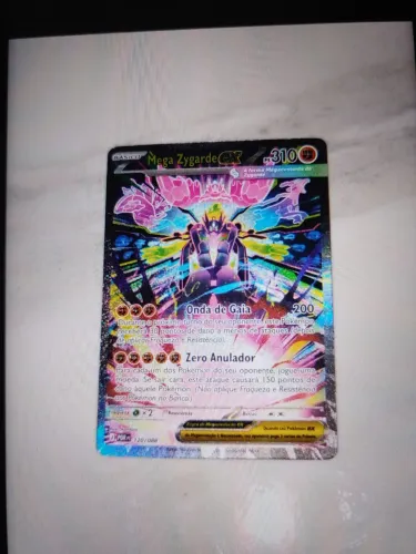 Carta Pokémon Mega Zygarde Ex. (pequena marcar de uso.)