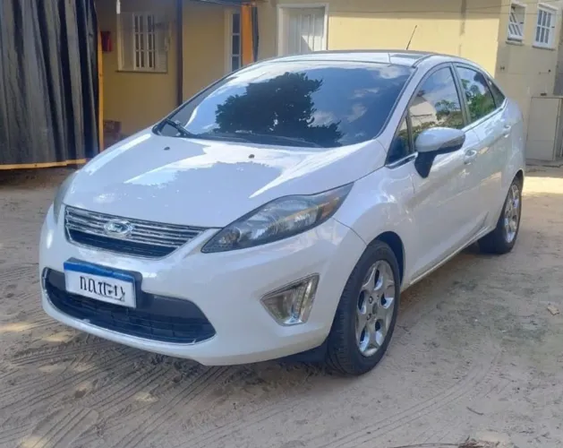 Ford Fiesta Sedan SE 1.6 16V Flex 4P 2013