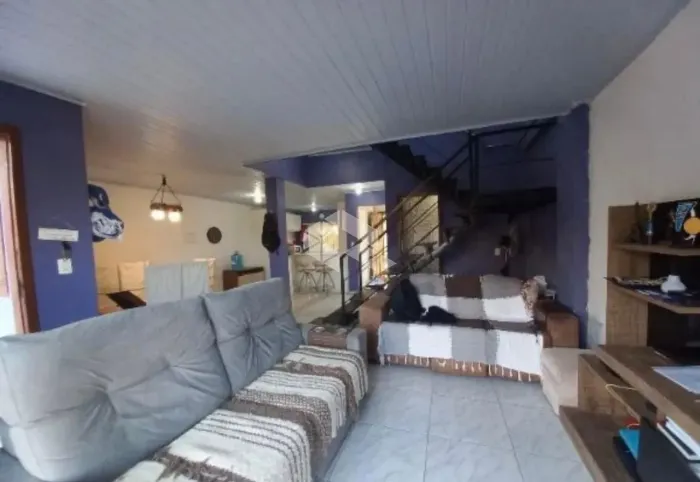 Casa a venda em condomínios fechado, 3 quartos, 4 banheiros, garagem para 4 carros, cozinh