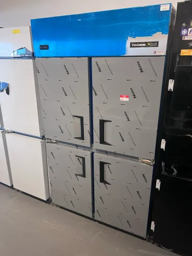 Geladeira industrial - 4 portas - Pronta entrega - Venâncio