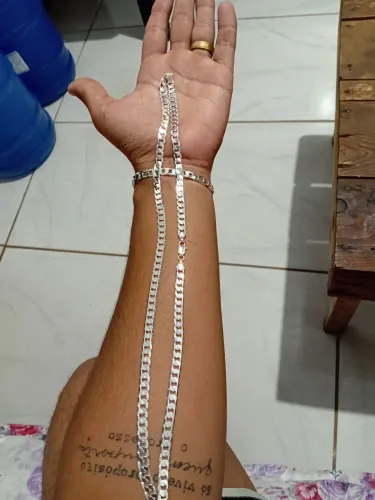 Corrente de prata
