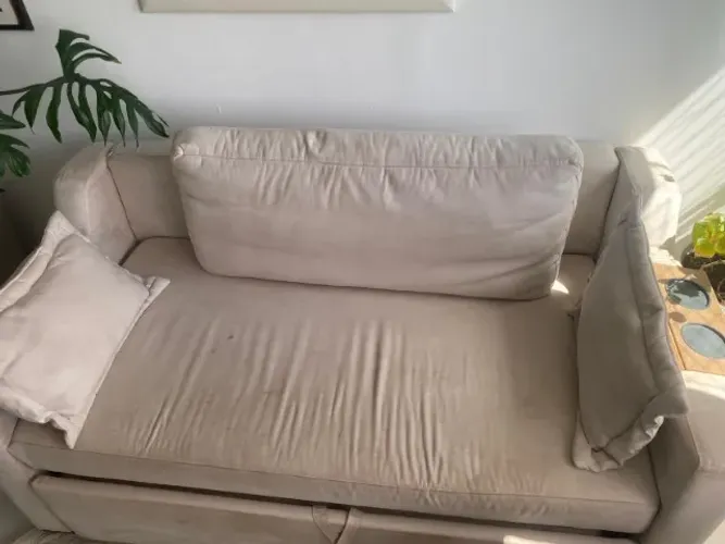 Sofa de dois lugares