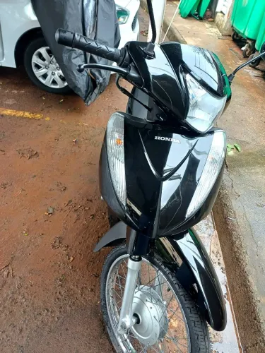 VENDE-SE HONDA BIZ 125